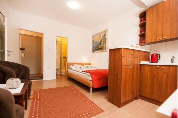 Centar 1 Private Room With Ensuite And Kitchenette Split Exteriör bild