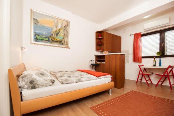 Centar 1 Private Room With Ensuite And Kitchenette Split Exteriör bild
