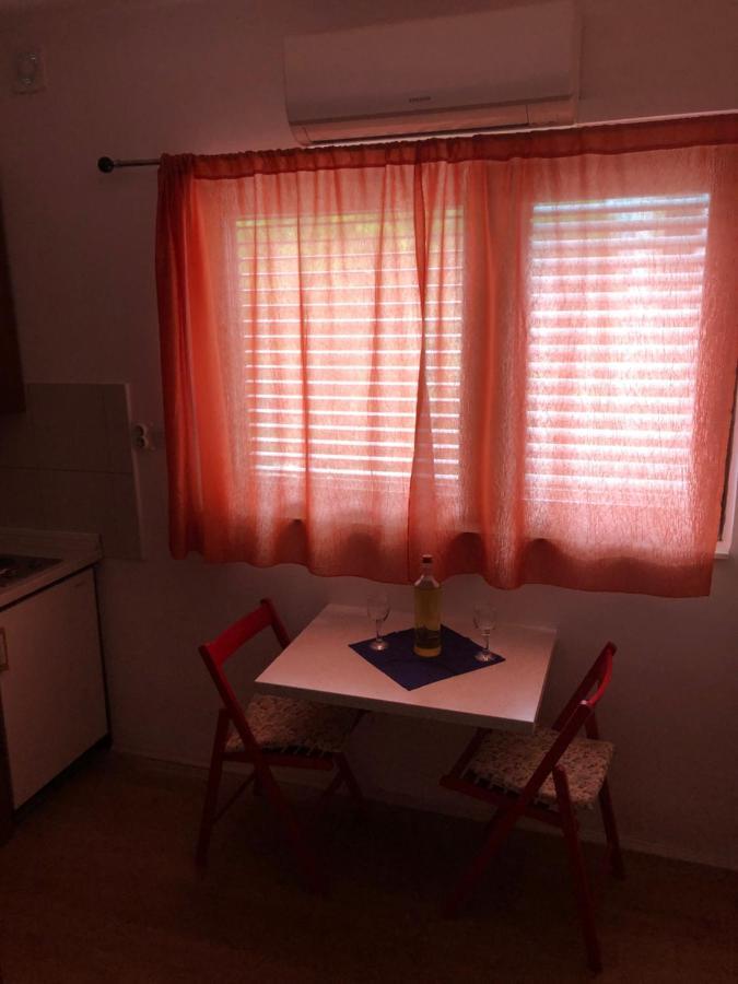 Centar 1 Private Room With Ensuite And Kitchenette Split Exteriör bild